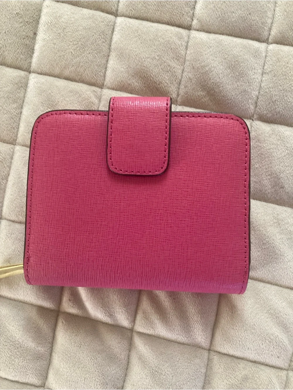NWOT Coach Saffiano Wallet Bright Pink Fuchsia Leather Billfold Zip-Around Gold